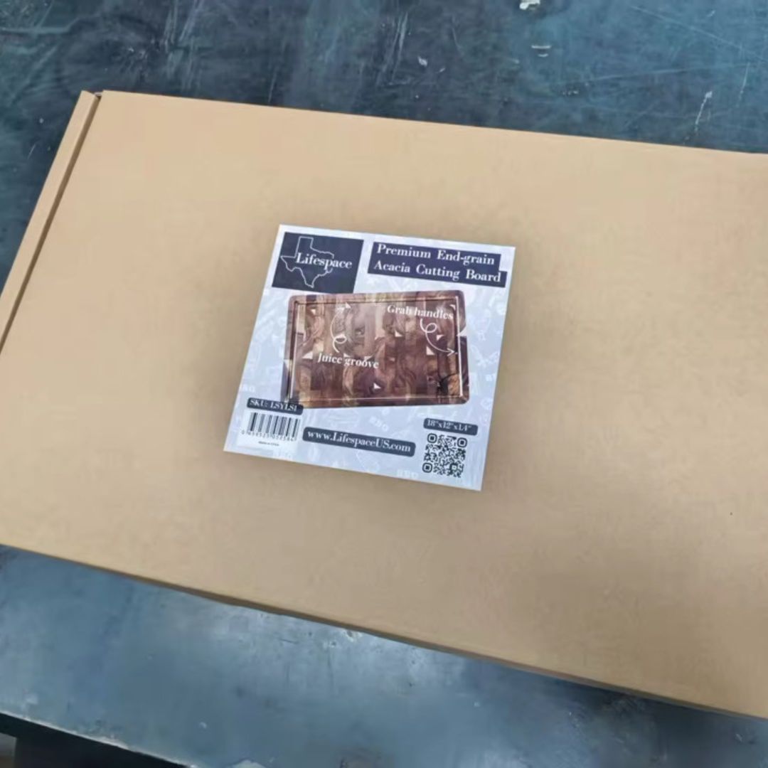 Texas Barbecue Premium Acacia End-Grain Cutting Board - 18" x 12"