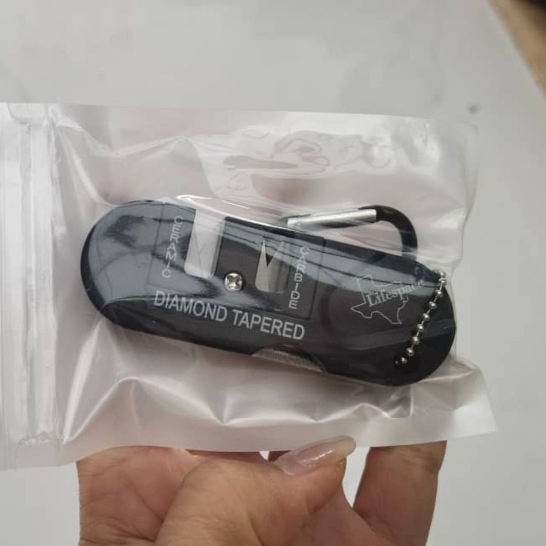 Lifespace Handheld Mini Ceramic Carbide 3-in-1 Knife Sharpener with Carabiner