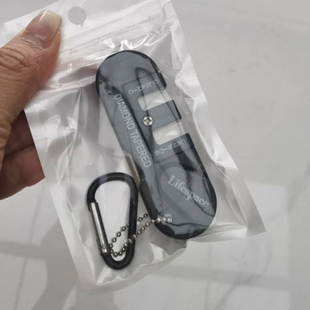 Lifespace Handheld Mini Ceramic Carbide 3-in-1 Knife Sharpener with Carabiner