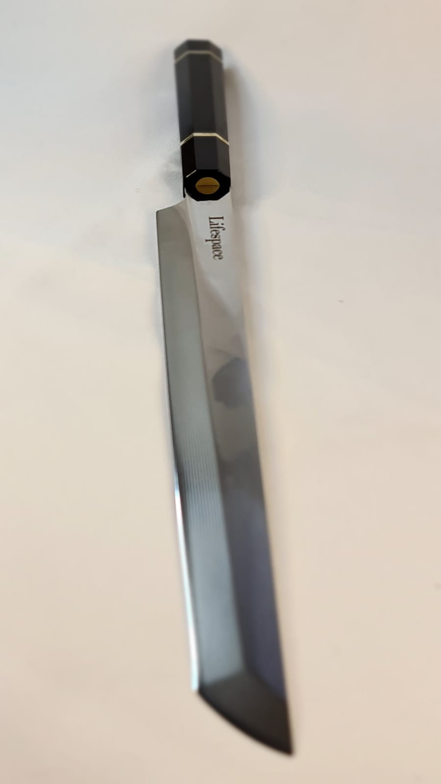Lifespace Japanese Yanagiba Traditional Damascus Sashimi or Filleting Knife - 10.6 inch Blade
